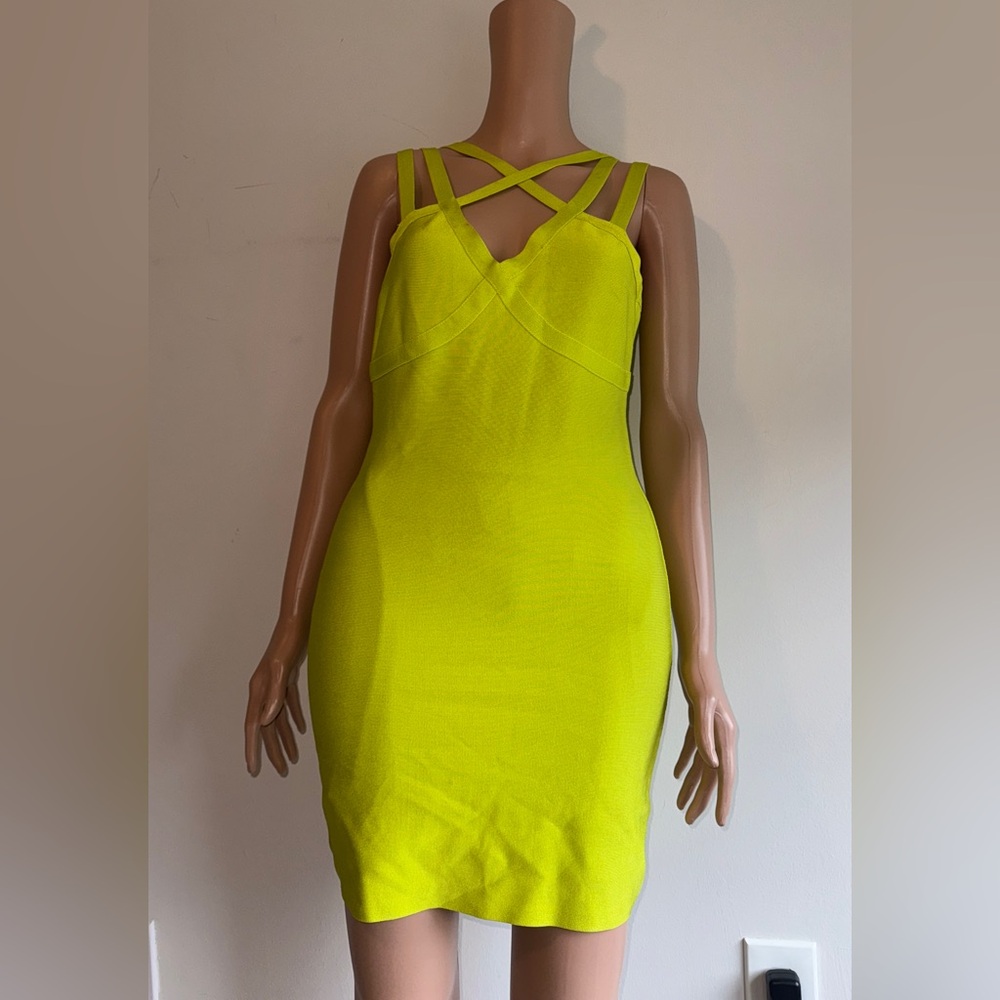 Bebe Yellow Ruched Bodycon Mini Dress - Picture 2 of 5
